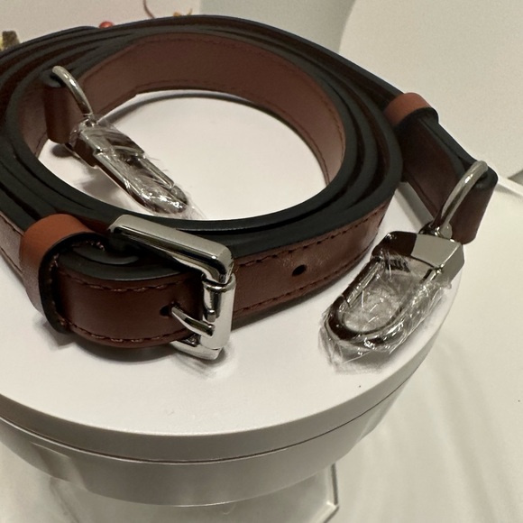 Unbranded Leather Strap - Beige w/Gold hardware OR Brown w/Silver hardware 47” - Picture 4 of 8